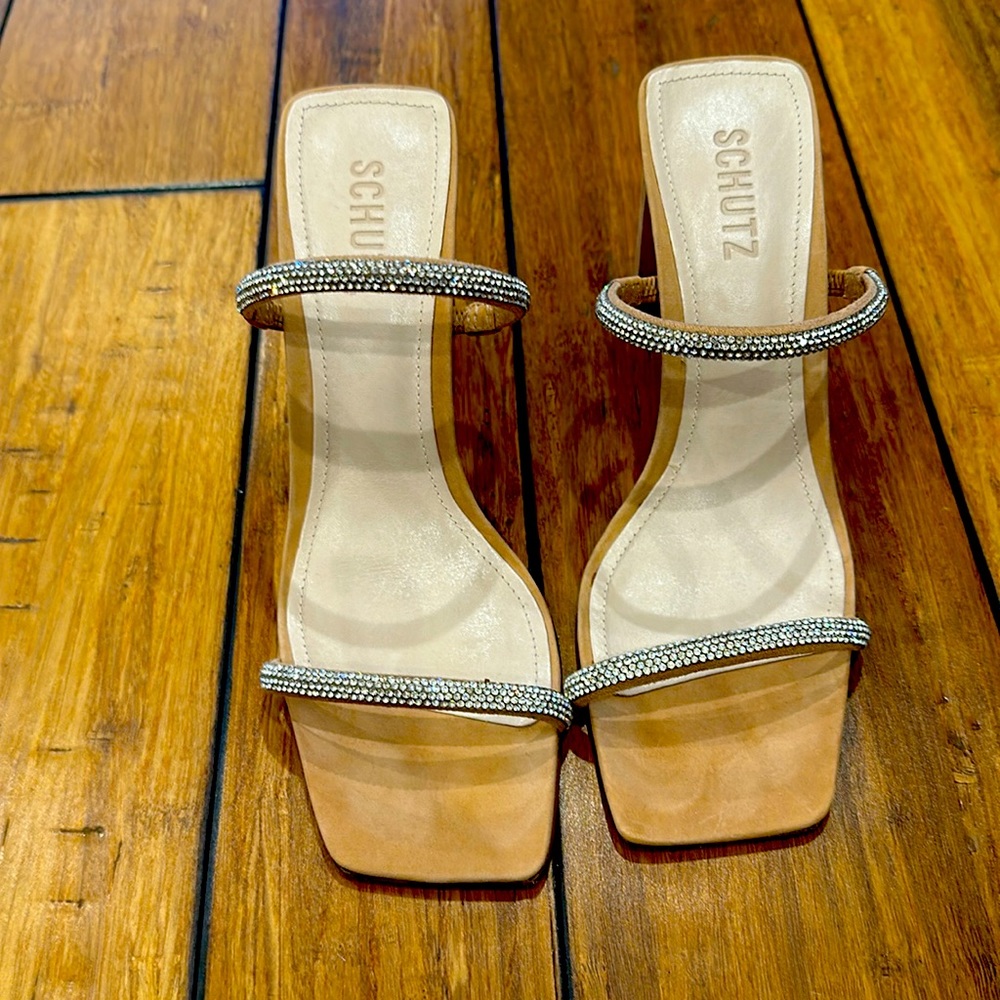 Schutz Honey Beige Cris Enfeite Shoes
